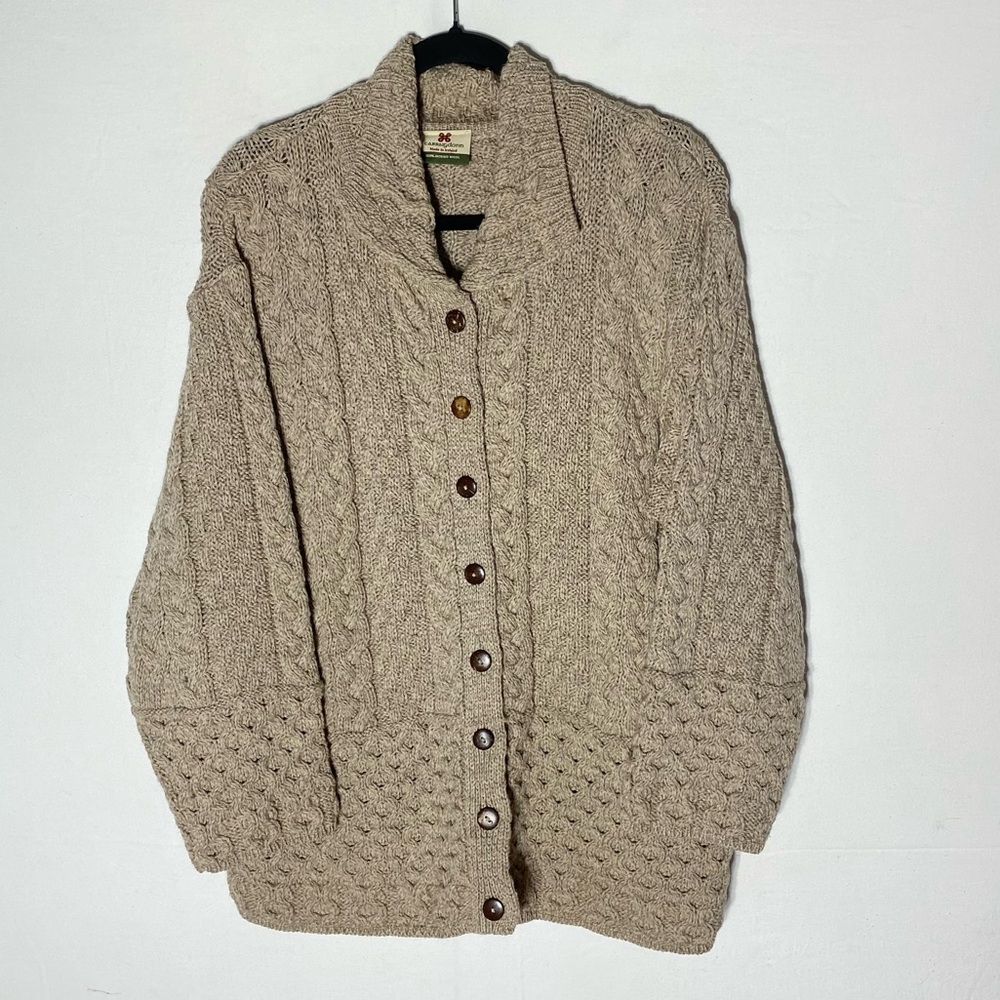 Carraig Donn 100% Merino Wool Textured Cable Knit Button Front Cardigan Sweater